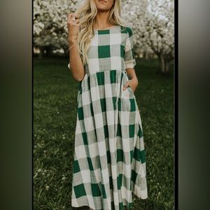 Roolee Maddie Buffalo Plaid Green Dress Size XL Cotton and Polyester